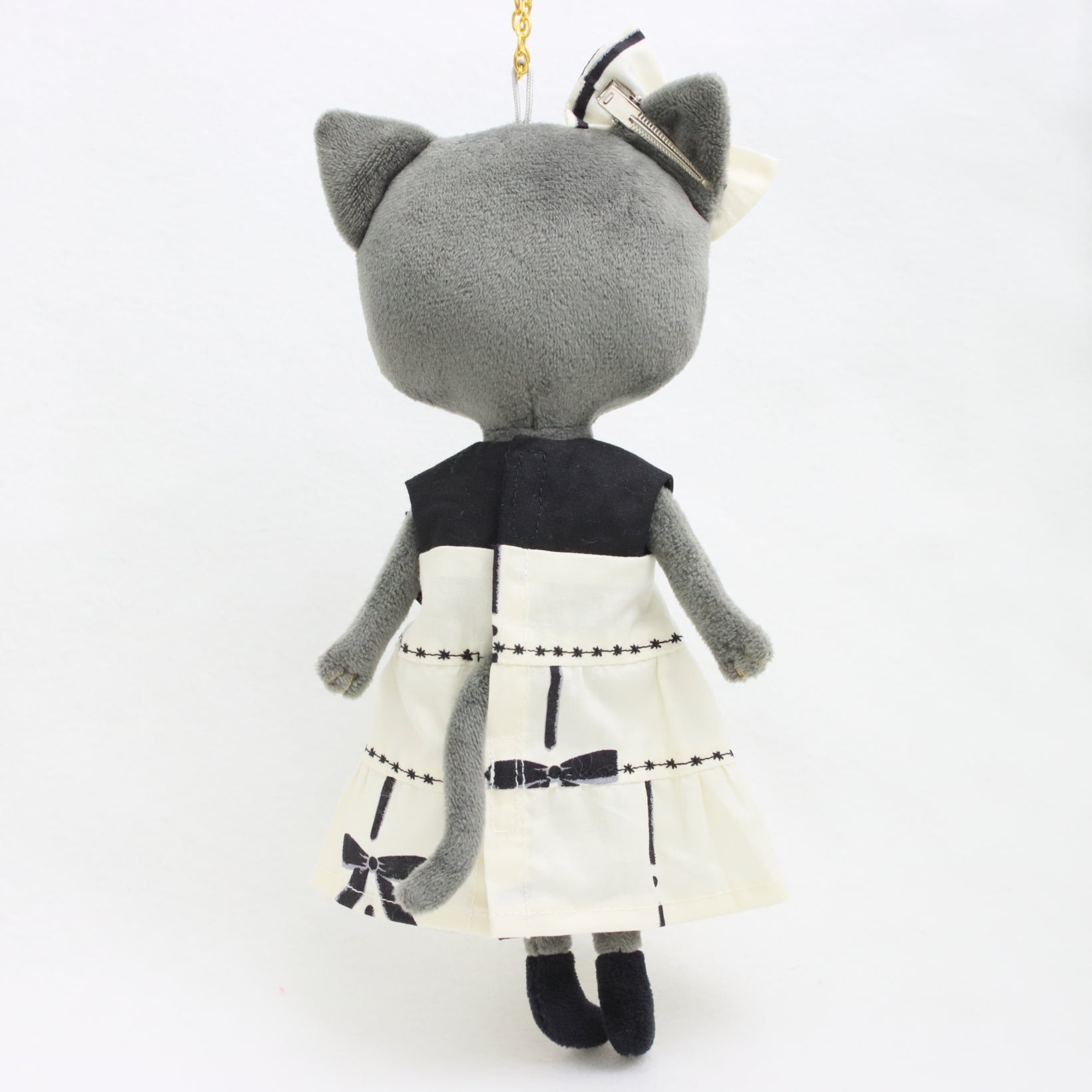 【着せ替え服】リボンが舞う、モノトーンの上品リンクコーデ