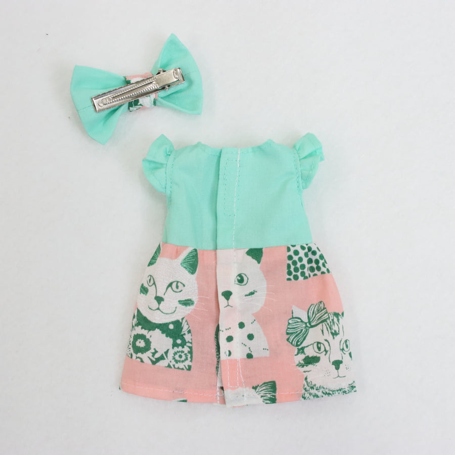 ネコ柄切り替えワンピース