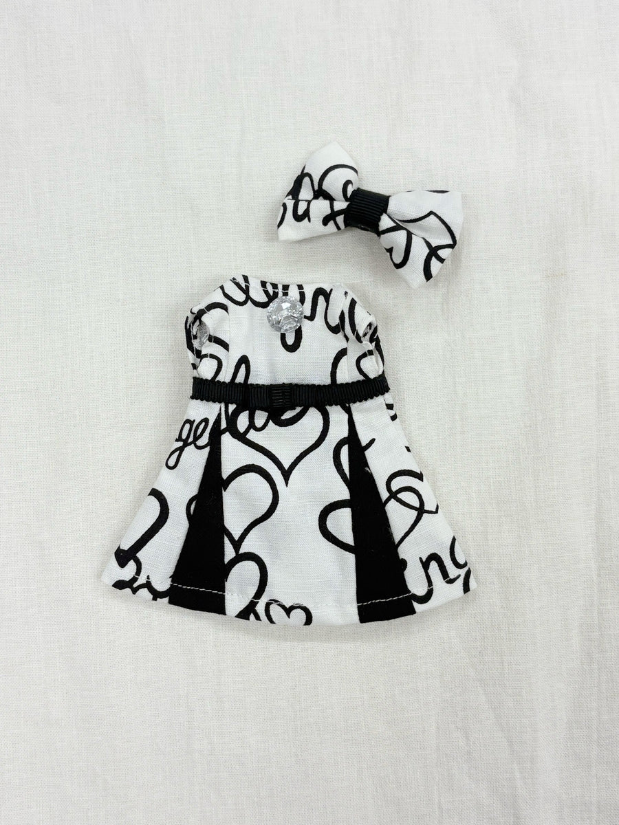 Heart pattern monochrome dress