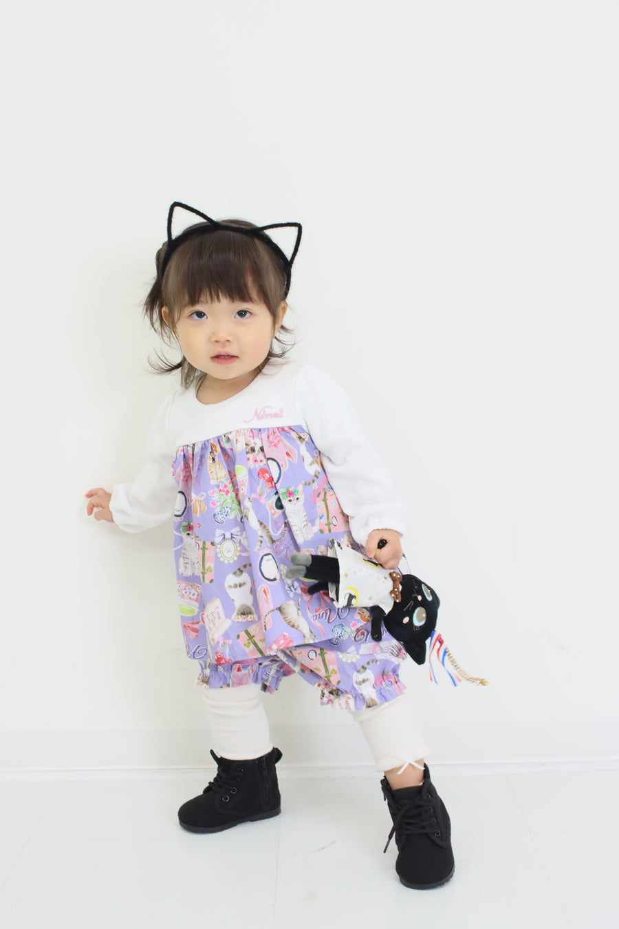 コラージュねこプリントベービースーツ