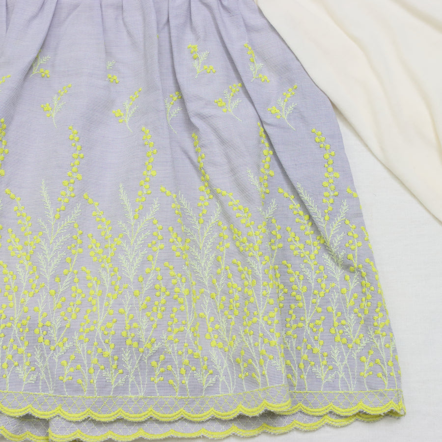 カットワークレース　ロングTシャツ