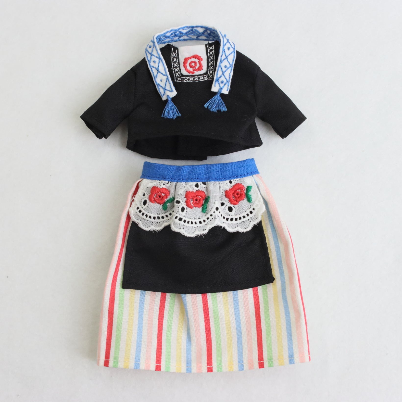 少数民族衣装　小物 86a869eb03a51837e5491d96fc5c2d