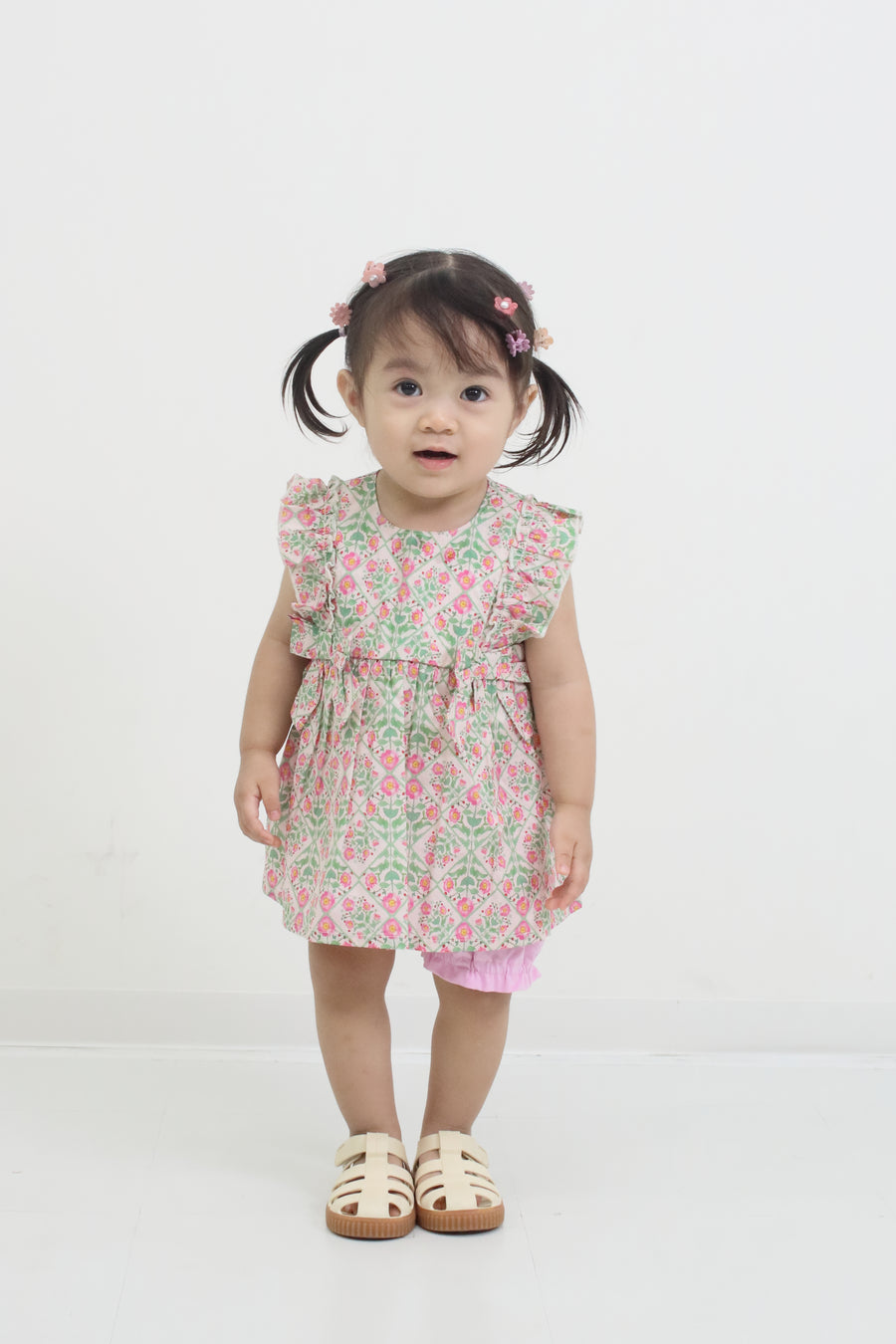 フラワープリント　Babyスーツ