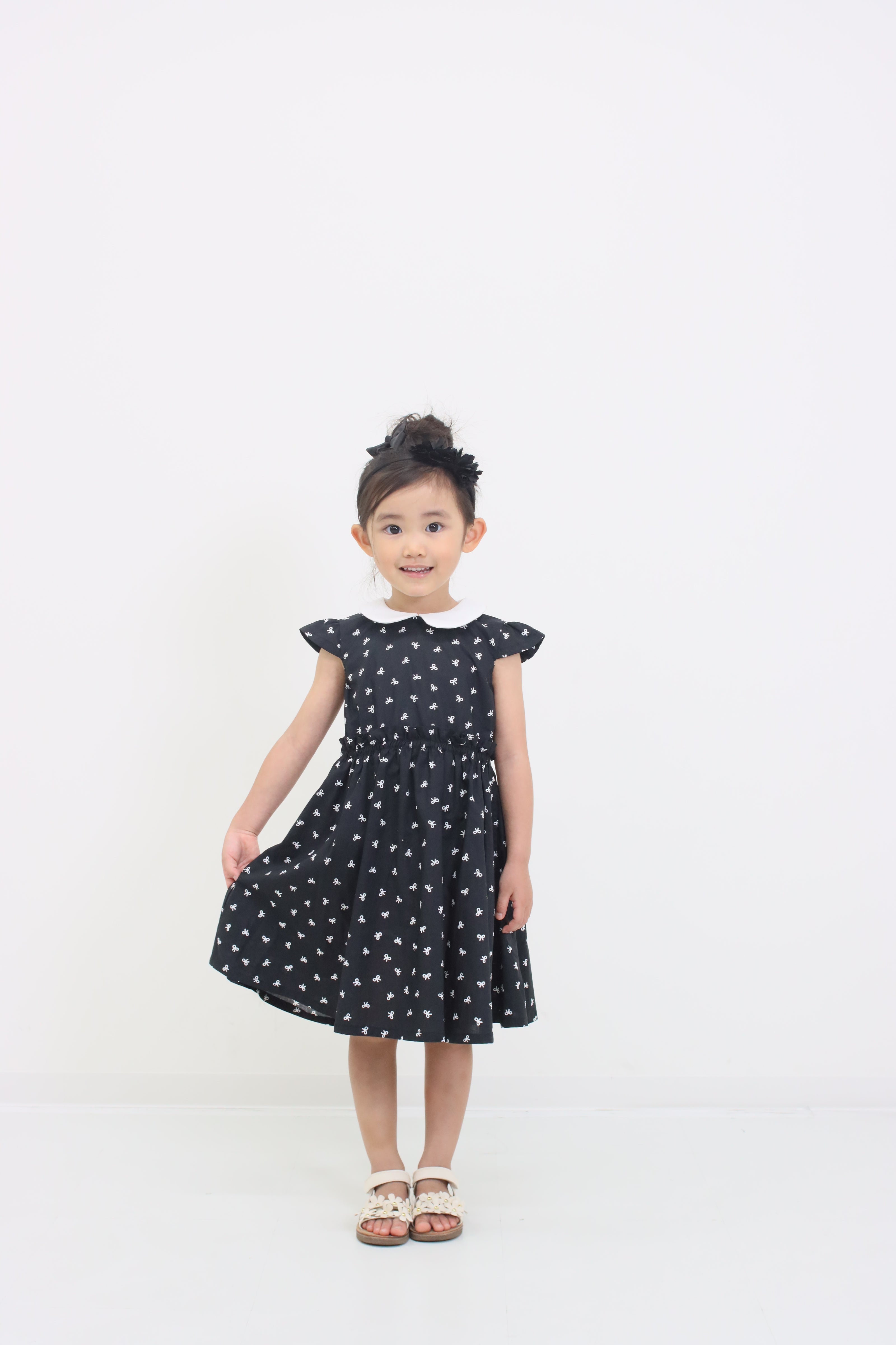 リボンプリント丸襟ワンピース