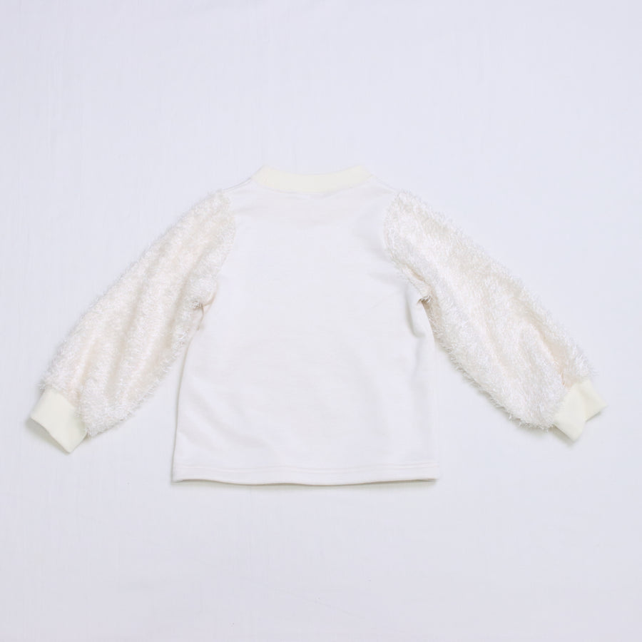 Pullover with shaggy sleeves