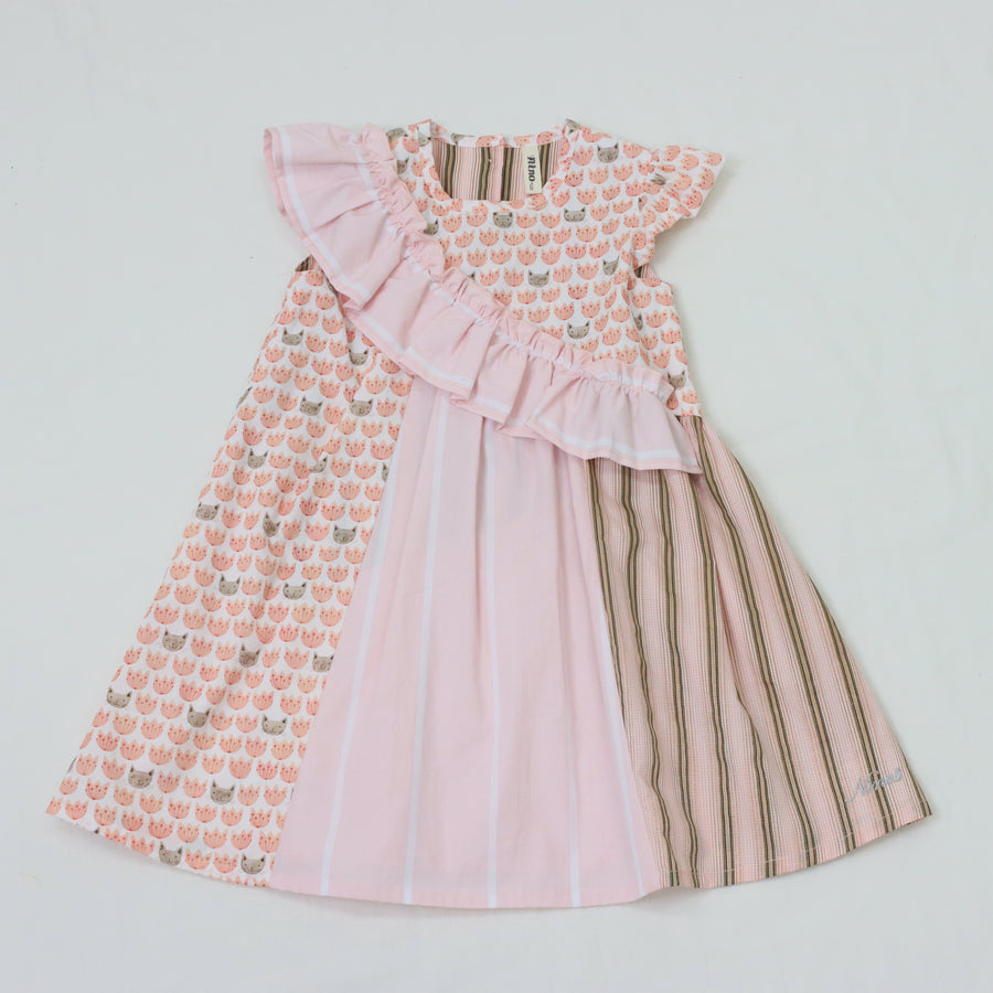 ななめショルダーフリルワンピース