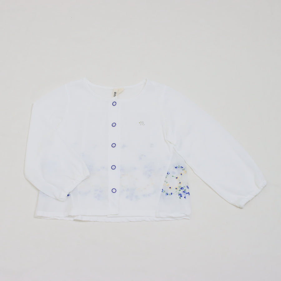 フラワー刺繍　カーディガン