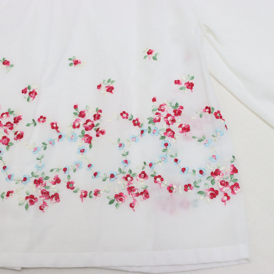 フラワー刺繍　カーディガン