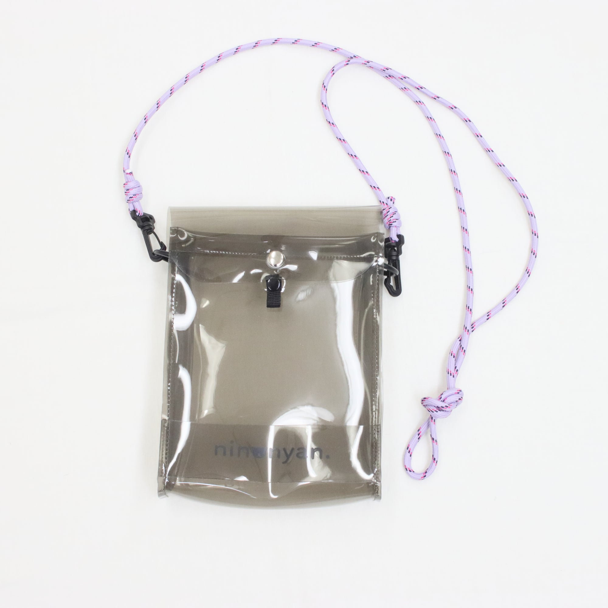 ninonyanポシェット