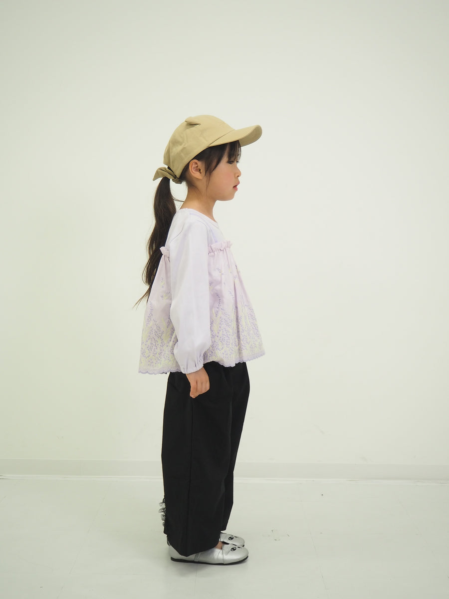 カットワークレース　ロングTシャツ